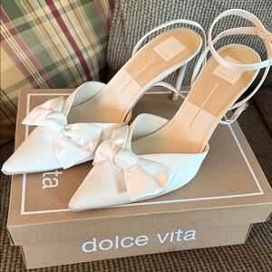 Dolce Vita Cream Bow Heels